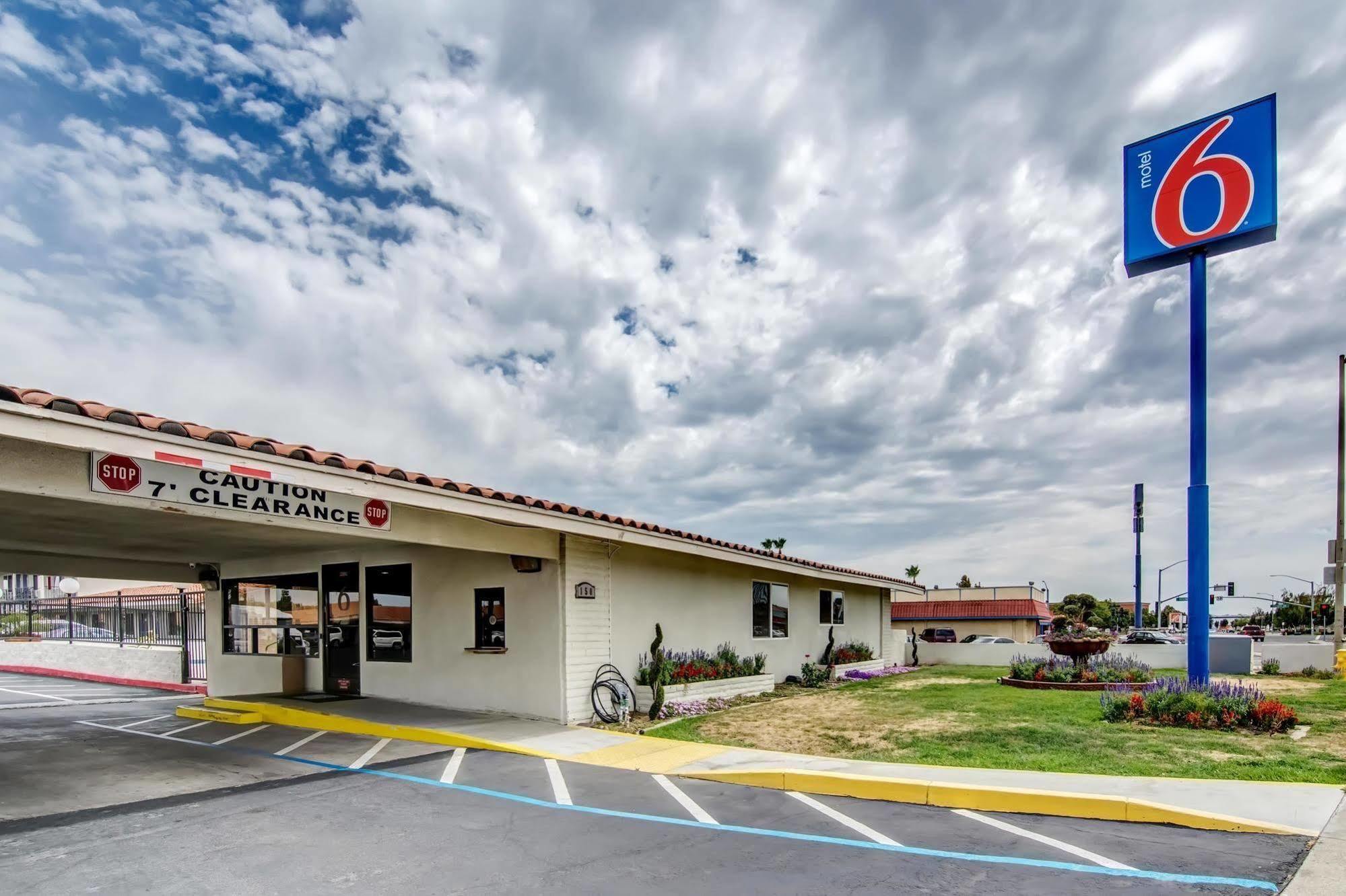Motel 6 Manteca Exteriér fotografie