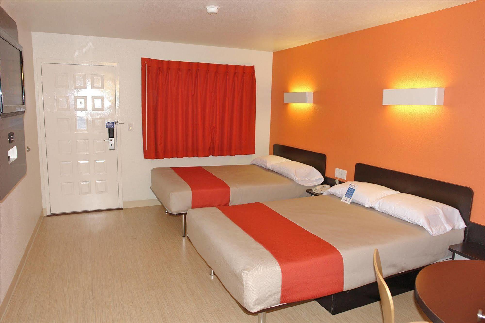 Motel 6 Manteca Exteriér fotografie