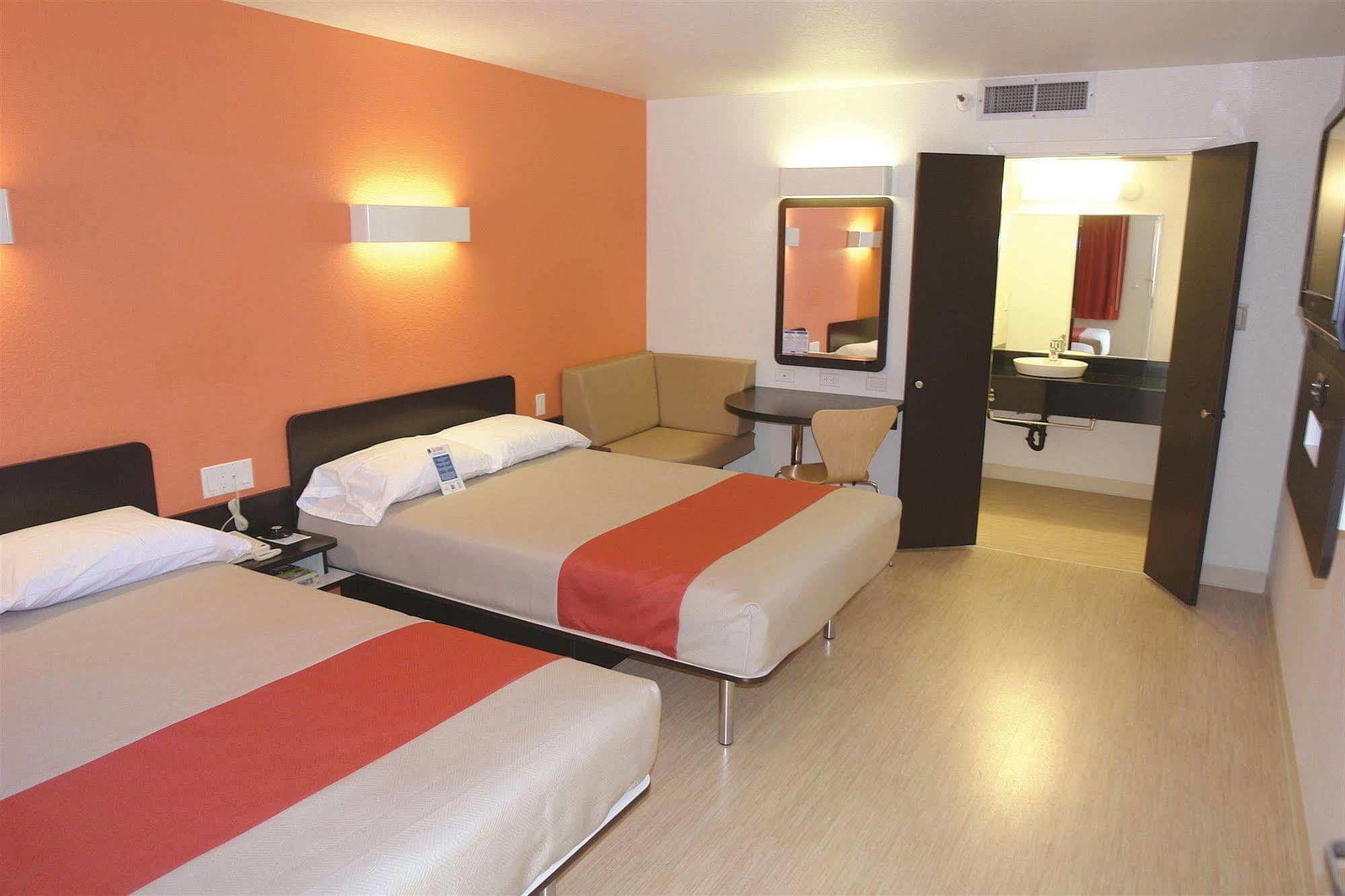 Motel 6 Manteca Exteriér fotografie